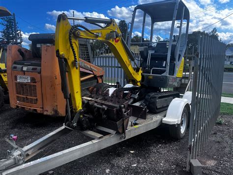 3t mini excavator brisbane|excavator wet hire brisbane.